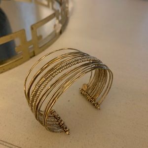 Stella & Dot Rhett Bracelet- Gold
